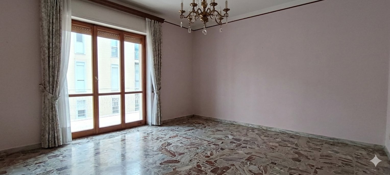 SALONE.png